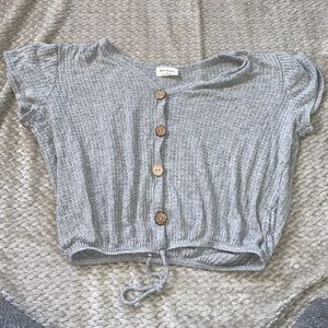 Small gray t-shirt